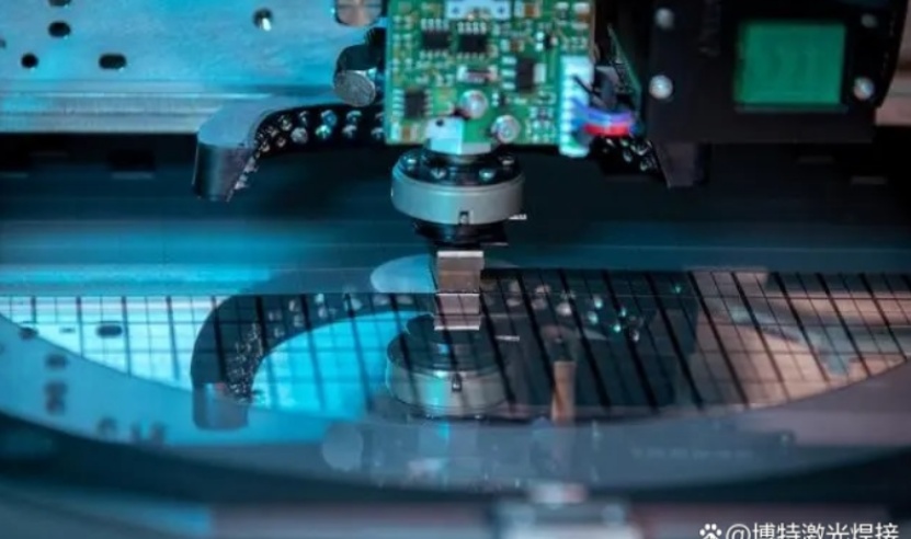 精密劃片機工藝參數數據庫構建方案